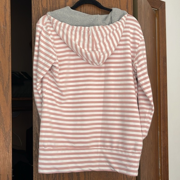 Ampersand & Hoodie - Picture 2 of 4